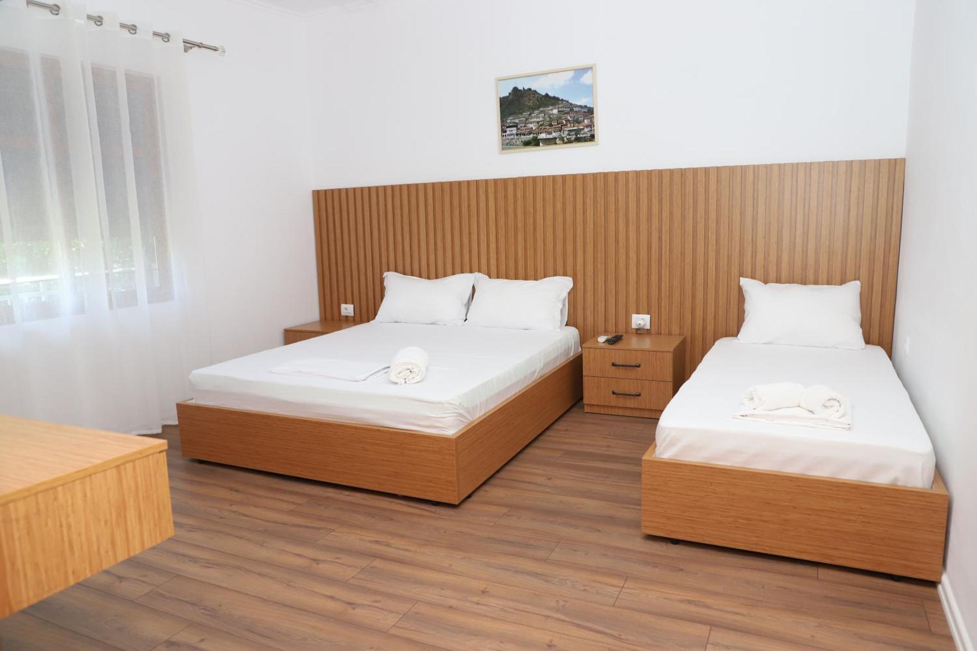 Villa Fjorentin Берат Екстериор снимка